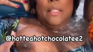 Blueface Mom Nude Showing Off Her Big Boobs On Live Stream