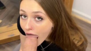 Lily Payne Blowjob Her Boyfriend And Swallows His Semen